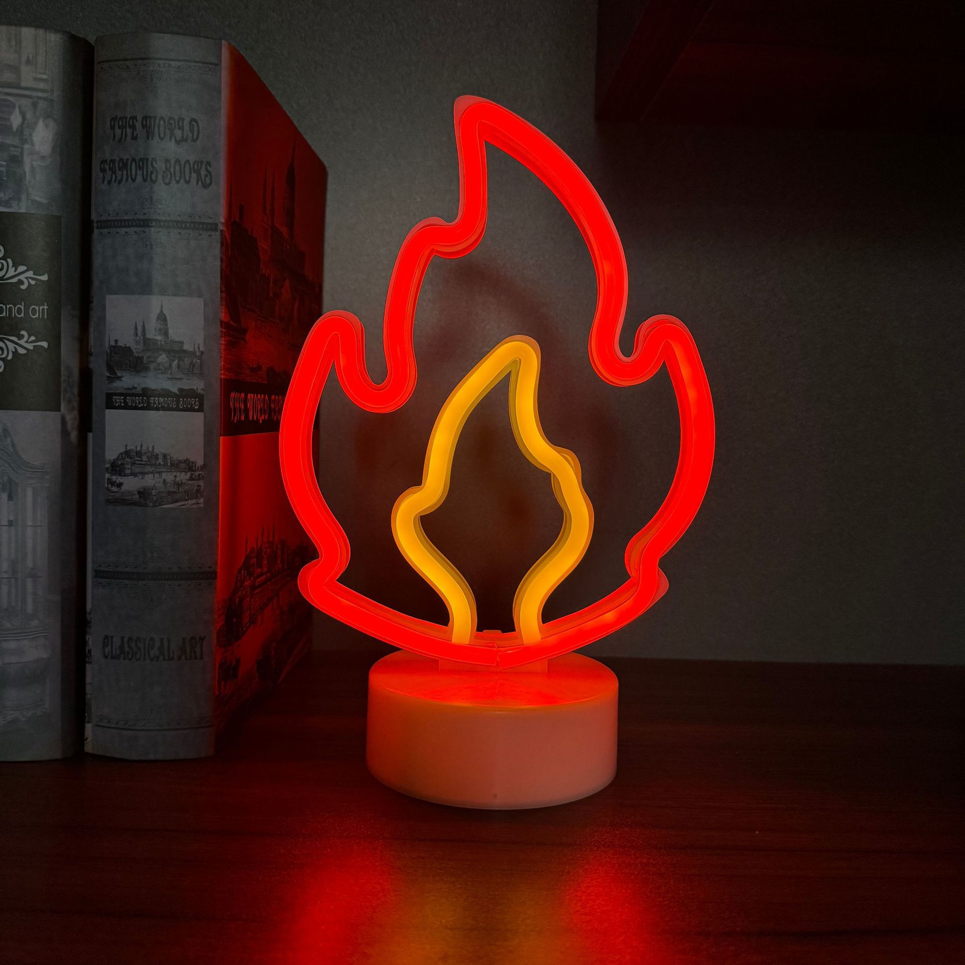 Lampada da Tavolo LED Neon con - Neon Sign Party recensione e prezzo